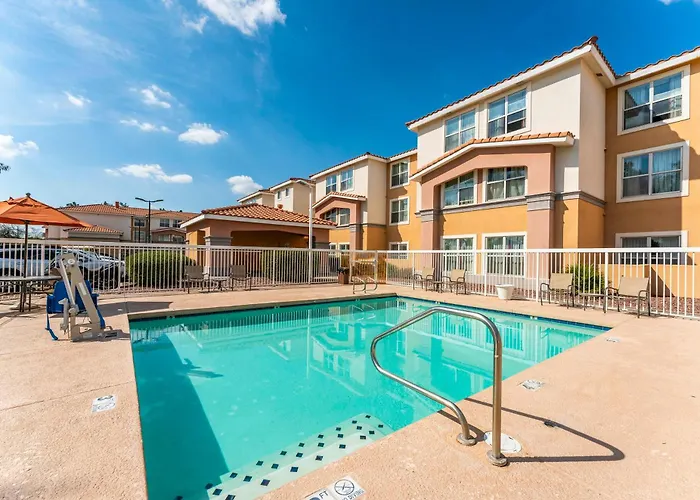 1bd King Renovated Apartment